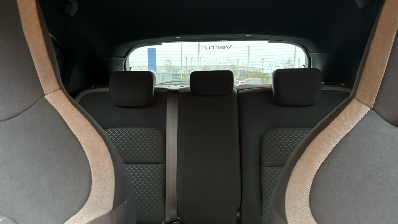 Nissan Juke 1.0 DiG-T N-Connecta 5dr Petrol Hatchback